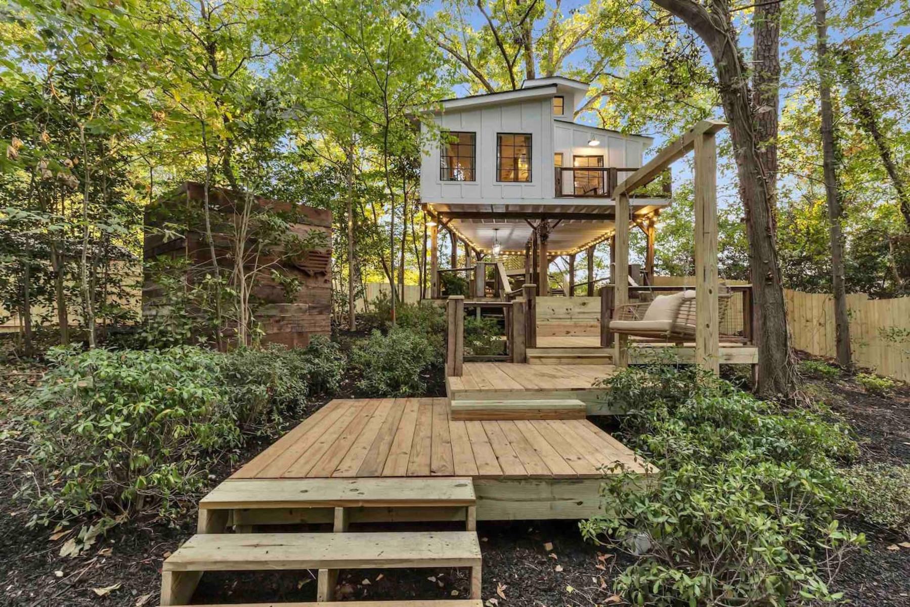 Atlanta_Treehouse_wedding_venue_east_point_0